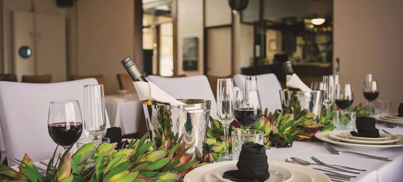 曼达拉艾斯奥尔巴尼酒店(Mandala Ace Albany Hotel)图片