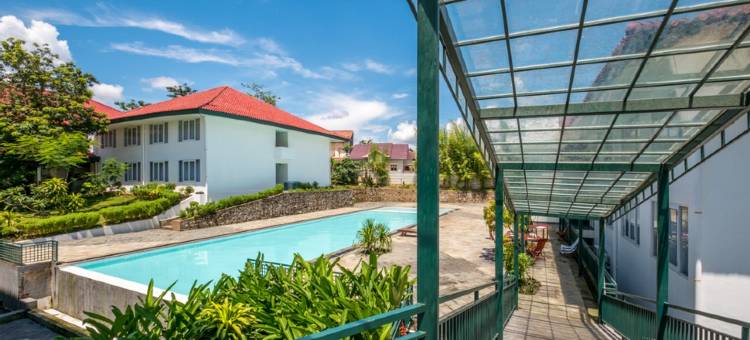 格里亚辛特萨穆亚拉艾尼穆酒店(Griya Sintesa Muara Enim)图片