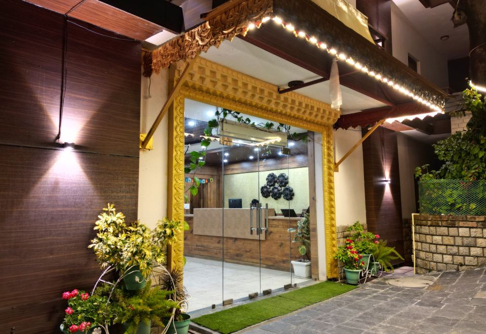 Buddha House Himalayan Brothers Hotel Overview