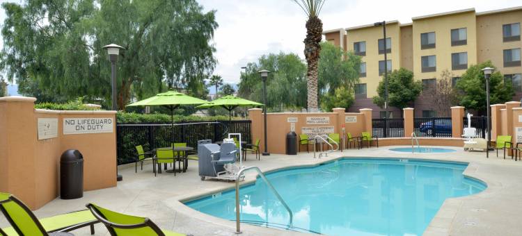 柯罗纳河畔SpringHill 酒店(SpringHill Suites Corona Riverside)图片