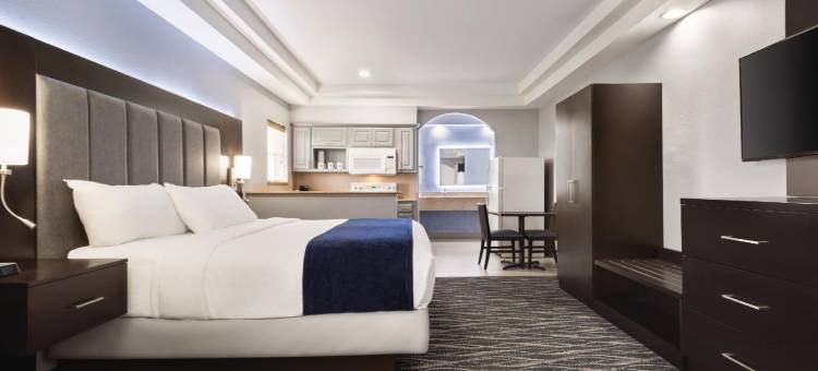 休斯顿荷比机场戴斯套房酒店(Days Inn & Suites by Wyndham Houston Hobby Airport)图片