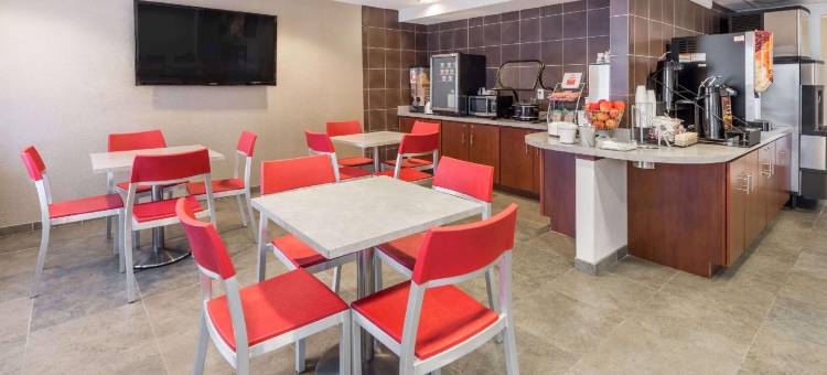 哥伦比亚克拉克巷温德姆速8酒店(Super 8 by Wyndham Columbia Clark Lane)图片