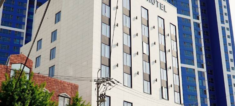 本酒店(Bon Hotel Business)图片