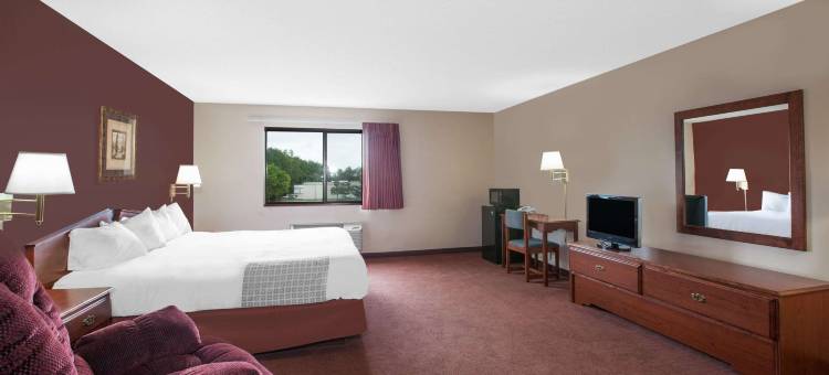 梅森城速8酒店(Super 8 by Wyndham Mason City)图片