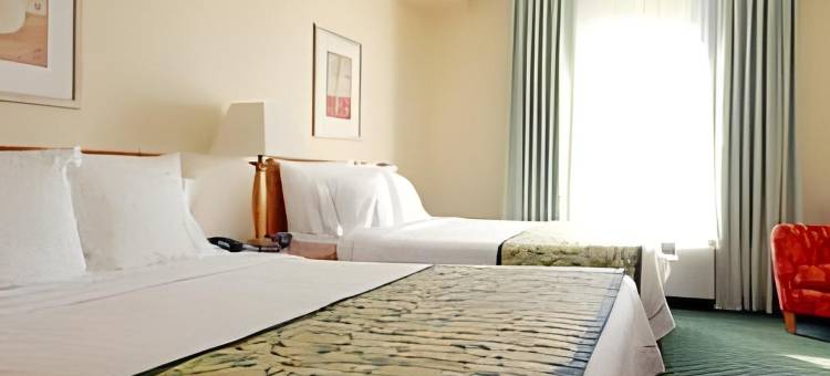 亚特兰大麦克多诺万枫套房酒店(Fairfield Inn & Suites Atlanta McDonough)图片