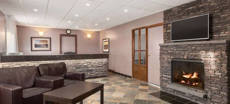 科罗拉多斯普林斯机场戴斯酒店(Days Inn by Wyndham Colorado Springs Airport)图片