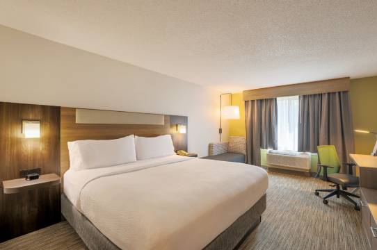 智选假日套房酒店罗利 - 威克森林(Holiday Inn Express & Suites RALEIGH NORTH - WAKE FOREST by IHG)