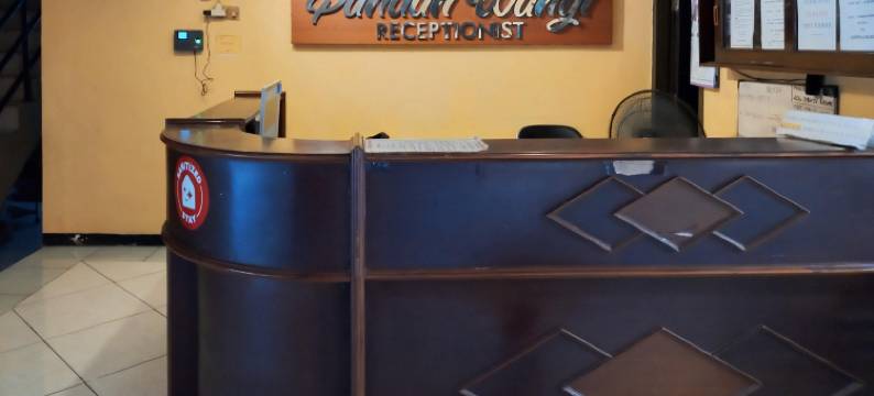 超级OYO 3862班丹旺宜酒店(RedDoorz Syariah at Hotel Pandan Wangi Near Alun Alun Sidoarjo)图片