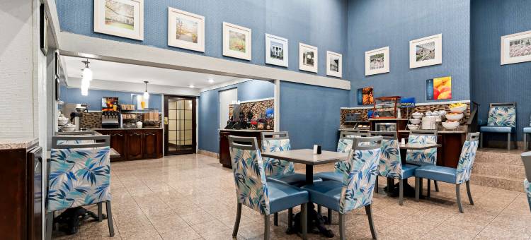 河岸贝斯特韦斯特酒店(Best Western Riverside Inn)图片