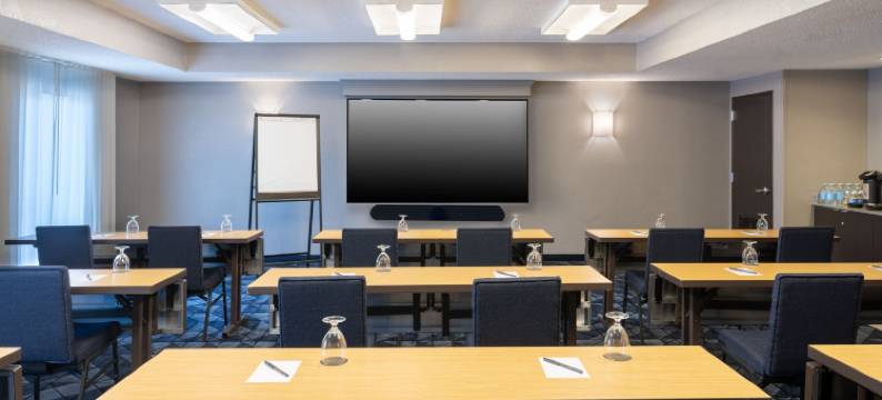 西棕榈滩万怡酒店(Courtyard West Palm Beach)图片