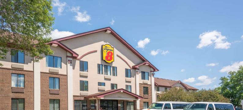 布卢明顿-机场速8酒店(Super 8 by Wyndham Bloomington/Airport)图片