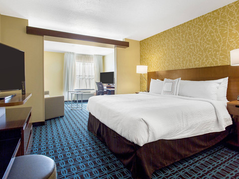 圣达菲万枫酒店及套房