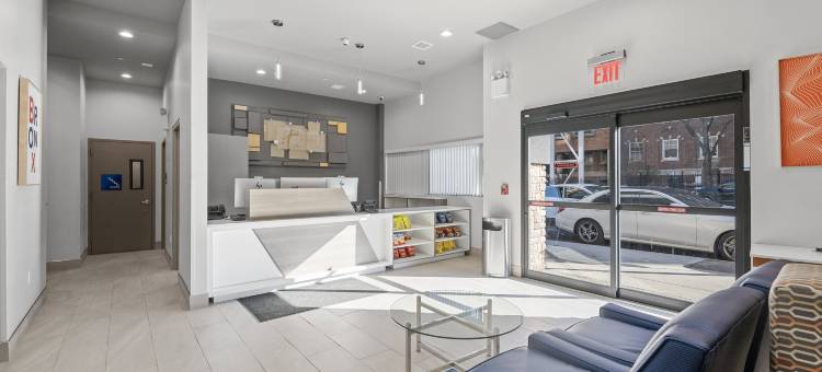 布朗克斯动物园区洲际智选假日酒店(Holiday Inn Express & Suites Bronx - Zoo Area by IHG)图片