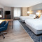 Candlewood Suites 汉诺威商城区