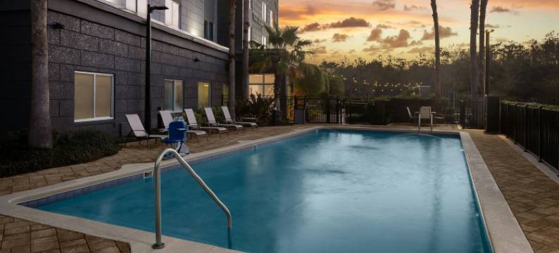 南奥兰多大湖区万怡酒店(Courtyard Orlando South/Grande Lakes Area)图片