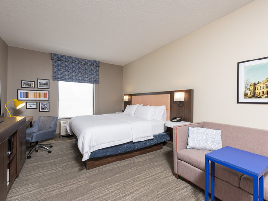 希尔顿欢朋酒店-华沙