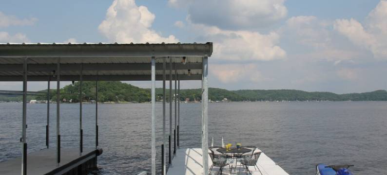 Lake Of The Ozarks ~ Great Family Rental With The Best View On The Lake!图片