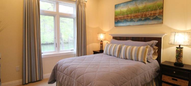Luxury Retreat on Little Mo River, Fish From Private Docks, Kayaking, Serenity图片