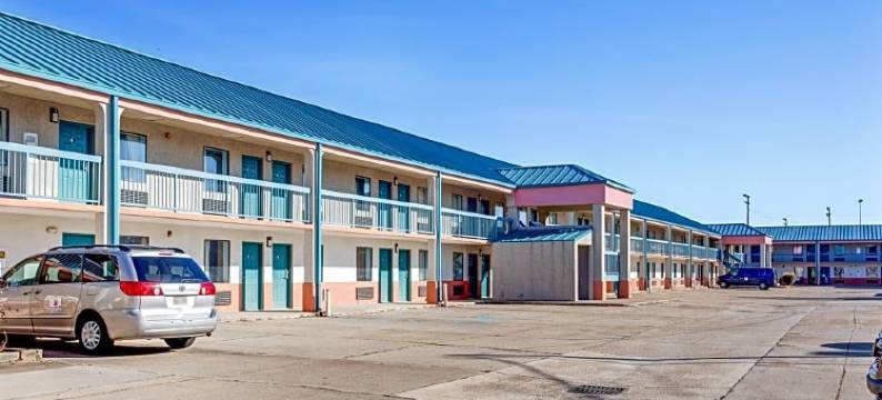 OYO密西西比里奇兰德/杰克逊机场49号高速公路酒店(Rodeway Inn)图片