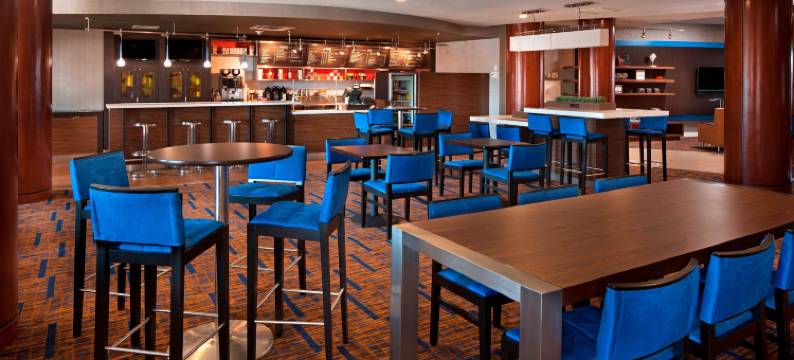 哈特福德顿万怡酒店(Courtyard Hartford Farmington)图片