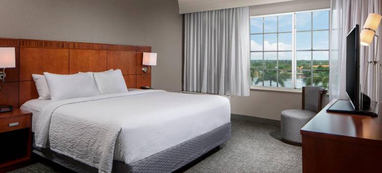 劳德代尔堡机场邮轮码头万怡酒店(Courtyard Fort Lauderdale Airport & Cruise Port)图片