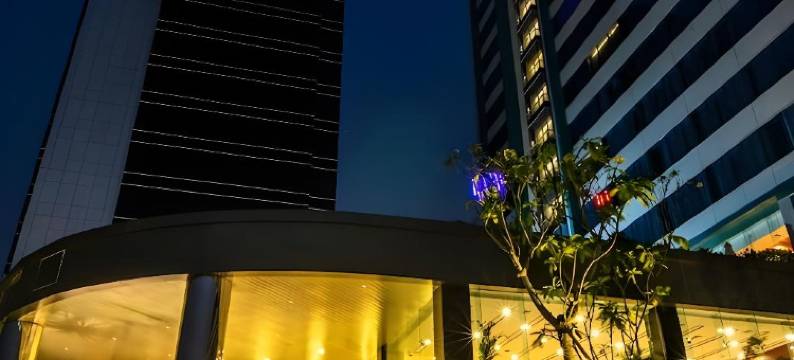 西布布尔阿文泽尔会议酒店(Avenzel Hotel & Convention Cibubur)图片