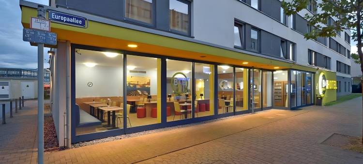 萨尔布吕肯霍夫民宿酒店(B&B HOTEL Saarbrücken-Hbf)图片