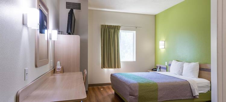 锡达城6号汽车旅馆(Cedar City, UT)图片