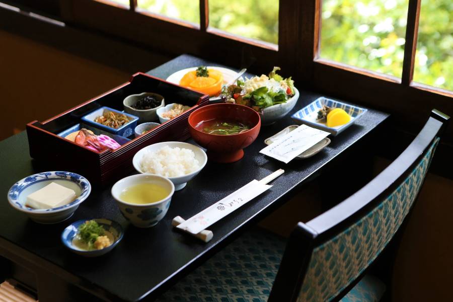 紅葉家本館-高雄山莊