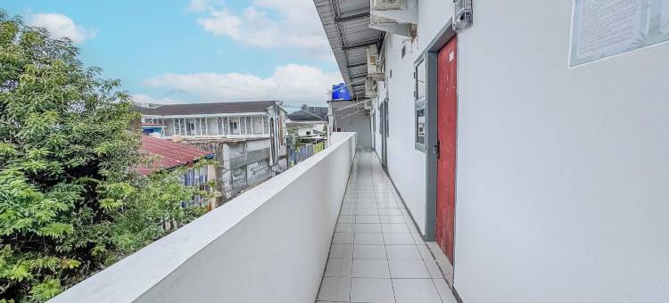 OYO 酒店娜乌拉租屋(Hotel O Kost Naura)图片