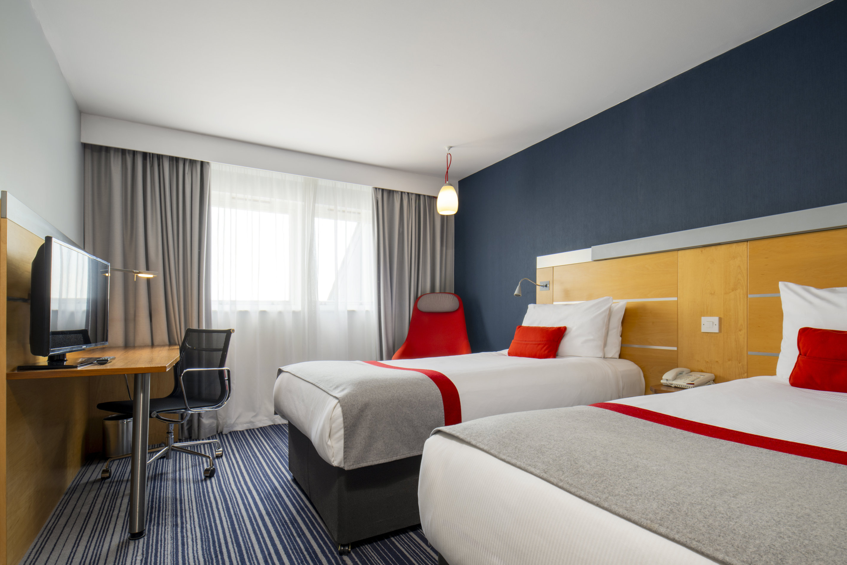 Holiday Inn Express LONDON - EPSOM DOWNS by IHGHotel Overview
