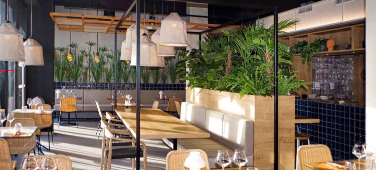 宜必思卡马尔格吕内尔佩蒂特酒店(Ibis Lunel Petite Camargue)图片