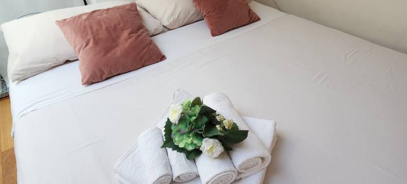 盖亚套房民宿(Gaia Suites - A Due Passi Dal Centro - Parcheggio Privato)图片