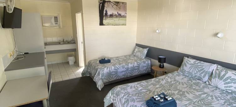 中央点汽车旅馆(Central Point Motel)图片