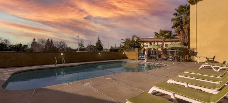 洛克林舒适酒店(Comfort Inn & Suites Rocklin - Roseville)图片