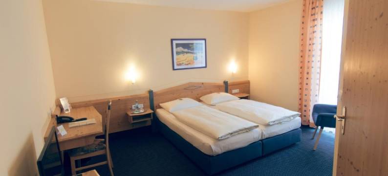 瓦尔德克加尼酒店(Hotel Waldeck Garni)图片