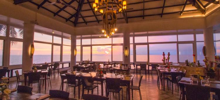 鹰角海滩潜水度假酒店(Eagle Point Beach and Dive Resort)图片