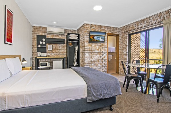 River Street Motel Hotel Overview