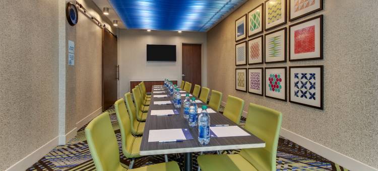 Holiday Inn Express & Suites Nashville Metrocenter Downtown图片