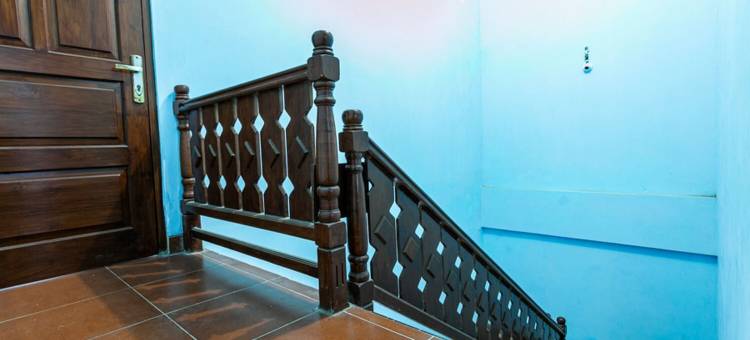 普罗 · 曼古内加兰附近的红门(RedDoorz Near Puro Mangkunegaran)图片