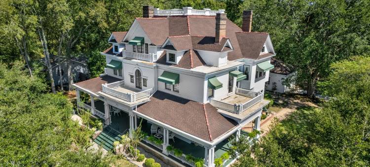 罗斯庄园床&早餐和活动(Ross Mansion Bed & Breakfast)图片