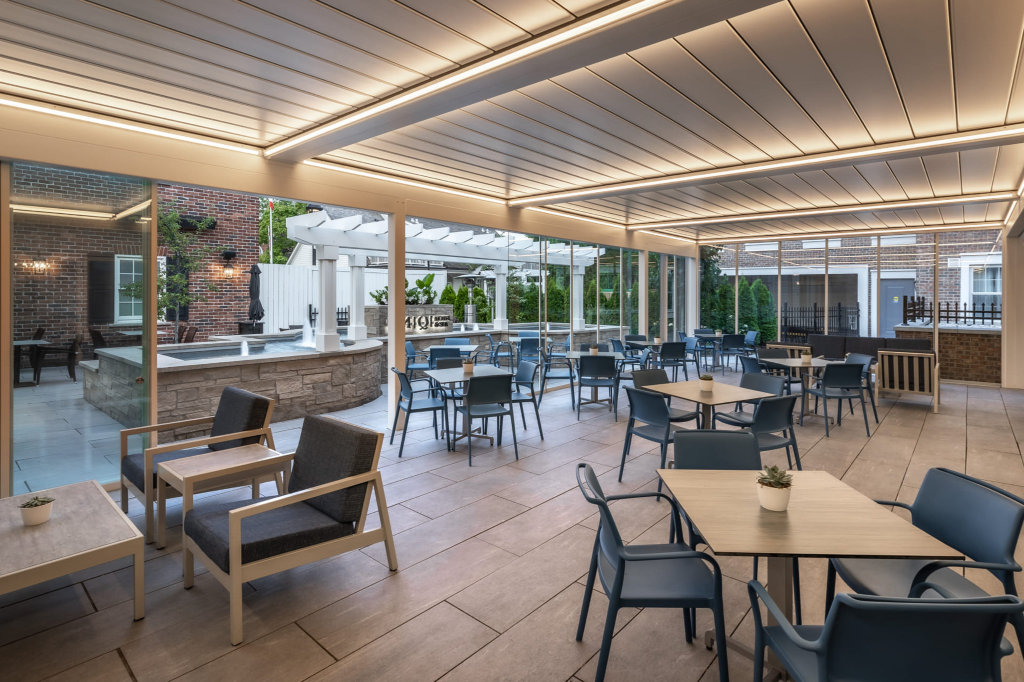 124 on Queen Hotel & SpaOver view