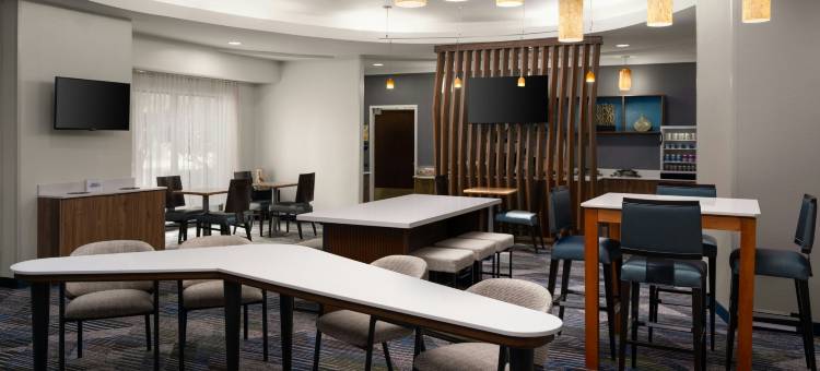 迈尔斯堡机场万豪SpringHill酒店(SpringHill Suites Fort Myers Airport)图片