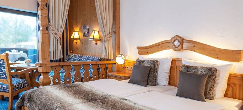 维克多的魏因加特纳博斯塔尔酒店(Victor's Seehotel Weingärtner Bostalsee)图片