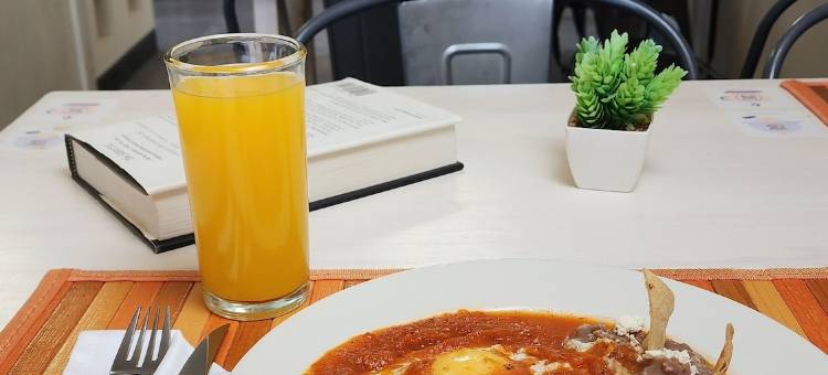 萨尔瓦多·洛合台广场业和套房(Suites Lomboy & Plaza)图片