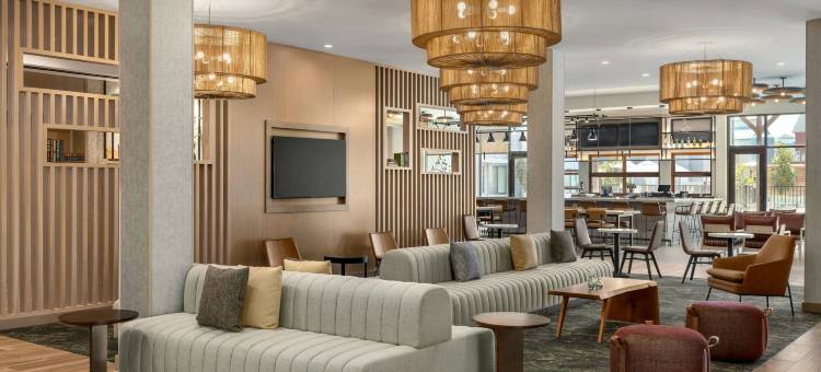 圣路易斯－奥比斯波SpringHill Suites酒店(SpringHill Suites By Marriott San Luis Obispo)图片