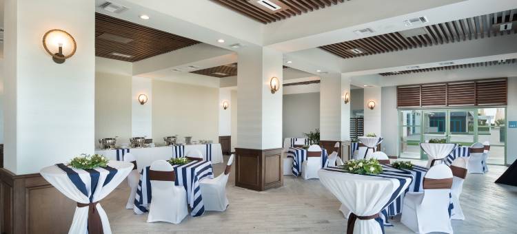 希尔顿代托纳比奇海滨度假村(Hilton Daytona Beach Oceanfront Resort)图片