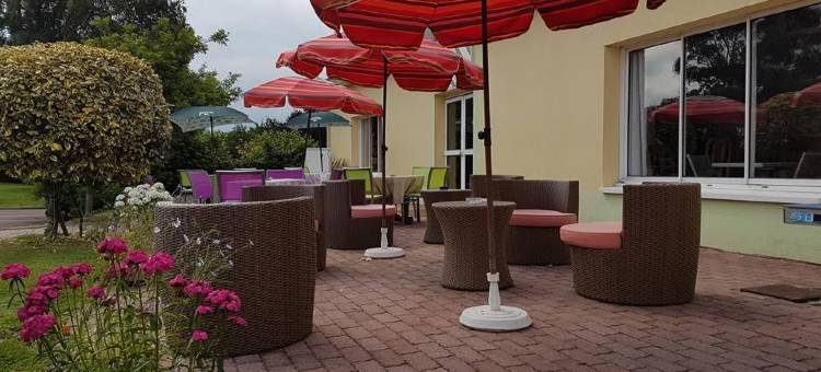 Contact Hotel Utah Beach Carentan图片