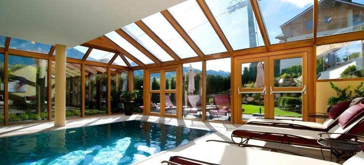 西泽霍夫基茨比厄尔酒店(Hotel Kaiserhof Kitzbühel, 4 Sterne Superior)图片