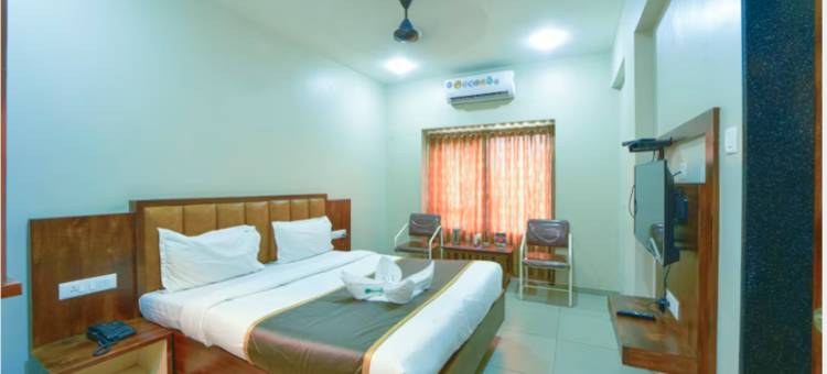 戈尔哈布沃林达文豪华酒店(Hotel Vrindavan Deluxe Kolhapur Near Central Bus Stand)图片